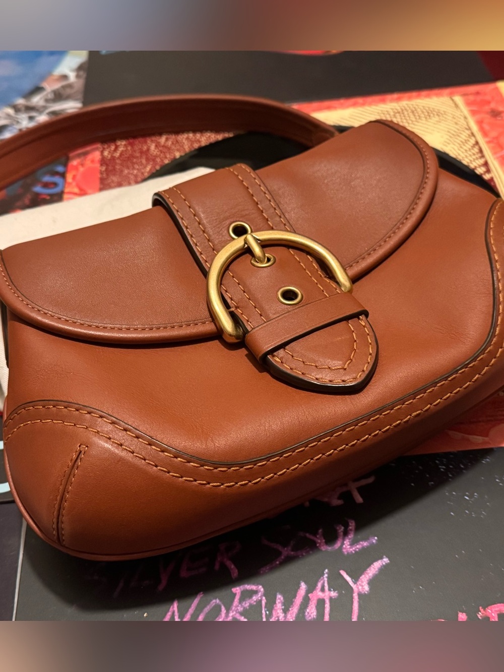 🍁 COACH SOHO BUCKLE FLAP BAG 🍁 || Saddle Glovetanned Leather